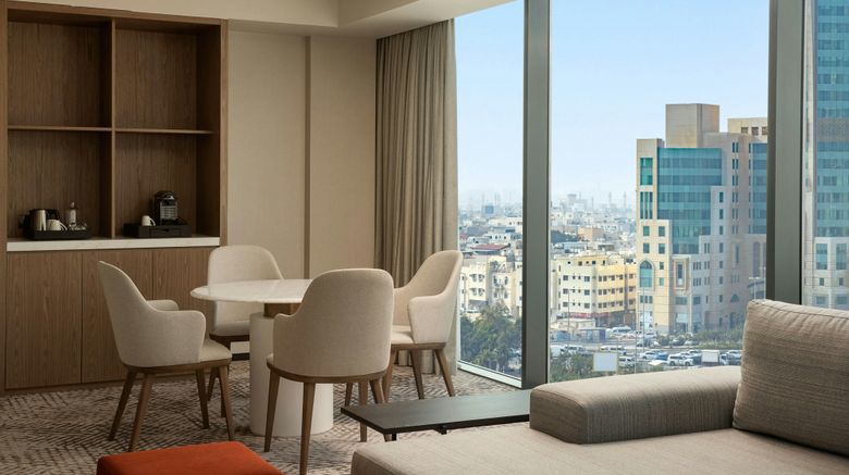 <b>Sheraton Bahrain Hotel Suite</b>. Images powered by <a href="https://www.leonardoworldwide.com/" title="Leonardo Worldwide" target="_blank">Leonardo</a>.