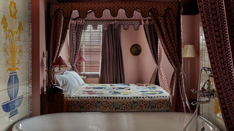 <b>Hotel Ulysses Suite</b>. Images powered by <a href="https://www.leonardoworldwide.com/" title="Leonardo Worldwide" target="_blank">Leonardo</a>.