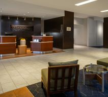 Courtyard Jackson Airport/Pearl Lobby
