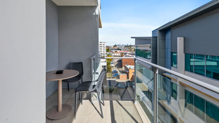 Quest Chermside Room