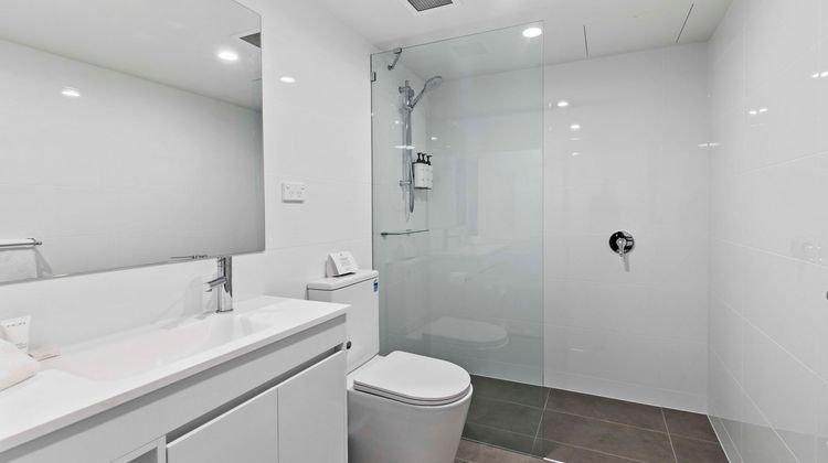 Quest Chermside Room