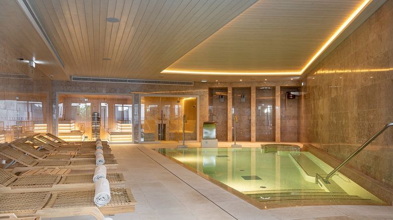 <b>3HB Faro Spa</b>. Images powered by <a href=https://www.travelagewest.com/Hotels/Faro-Portugal/