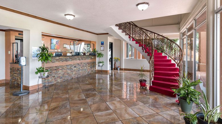<b>Pearl on the Concho Lobby</b>. Images powered by <a href="https://www.leonardoworldwide.com/" title="Leonardo Worldwide" target="_blank">Leonardo</a>.