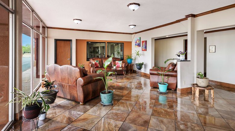 <b>Pearl on the Concho Lobby</b>. Images powered by <a href="https://www.leonardoworldwide.com/" title="Leonardo Worldwide" target="_blank">Leonardo</a>.