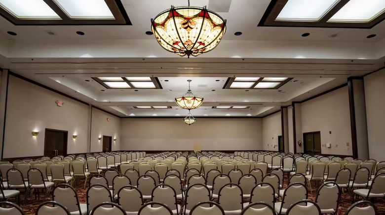 <b>MCM Elegante Hotel Meeting</b>. Images powered by <a href="https://www.leonardoworldwide.com/" title="Leonardo Worldwide" target="_blank">Leonardo</a>.