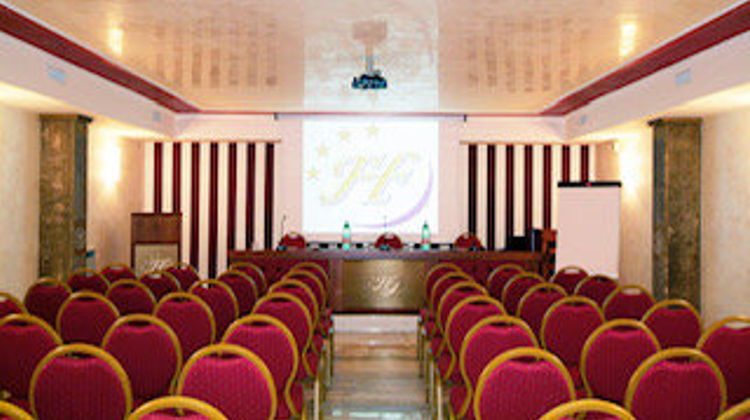 Fashion Hotel Meeting
