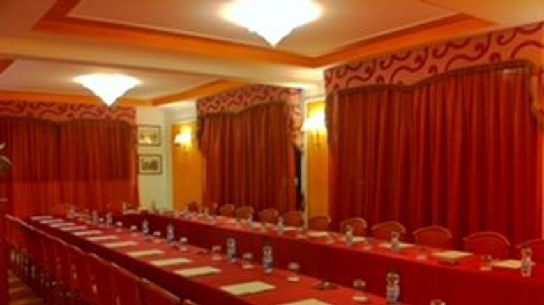 <b>Fashion Hotel Meeting</b>. Images powered by <a href="https://www.leonardoworldwide.com/" title="Leonardo Worldwide" target="_blank">Leonardo</a>.