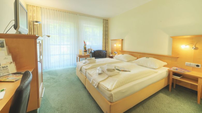 <b>Hotel Lahnschleife Room</b>. Images powered by <a href="https://www.leonardoworldwide.com/" title="Leonardo Worldwide" target="_blank">Leonardo</a>.
