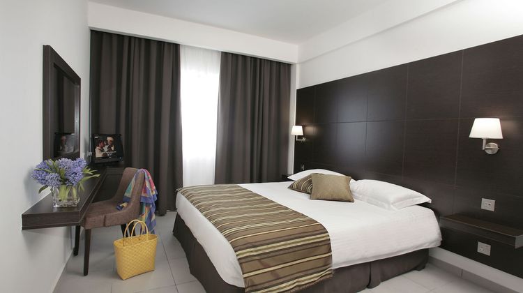 Anemi Hotel and Suites Room