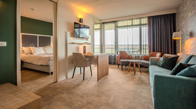 <b>Sandton Paal 8 Hotel aan Zee Room</b>. Images powered by <a href="https://www.leonardoworldwide.com/" title="Leonardo Worldwide" target="_blank">Leonardo</a>.