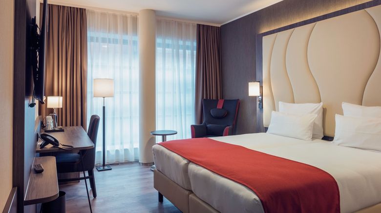 <b>Plaza Premium Den Haag City Center Room</b>. Images powered by <a href="https://www.leonardoworldwide.com/" title="Leonardo Worldwide" target="_blank">Leonardo</a>.