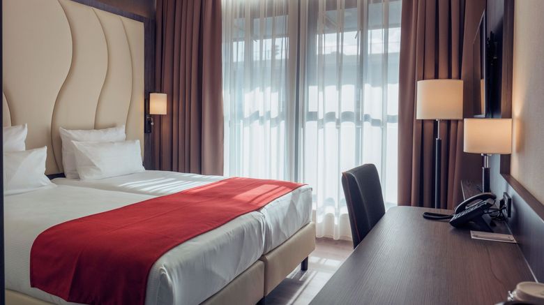 <b>Plaza Premium Den Haag City Center Room</b>. Images powered by <a href="https://www.leonardoworldwide.com/" title="Leonardo Worldwide" target="_blank">Leonardo</a>.