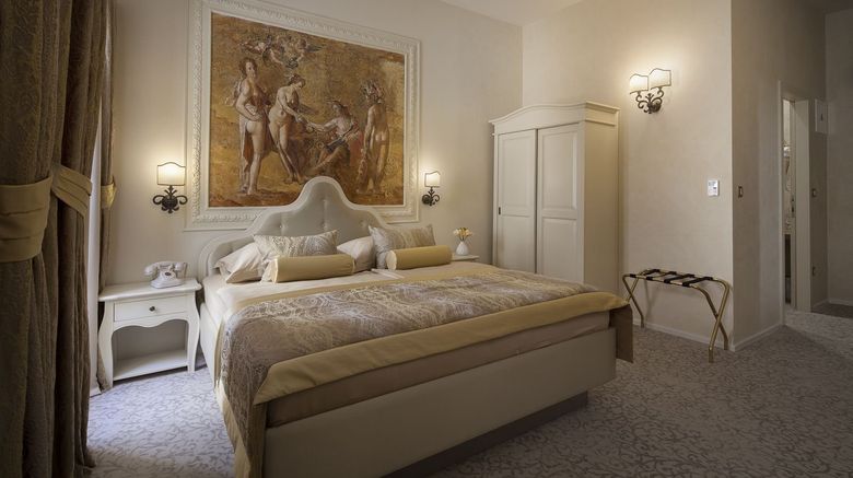 <b>Heritage Hotel Life Palace Room</b>. Images powered by <a href="https://www.leonardoworldwide.com/" title="Leonardo Worldwide" target="_blank">Leonardo</a>.