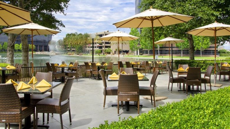 <b>Lakeside Orange County Airport Hotel Restaurant</b>. Images powered by <a href="https://www.leonardoworldwide.com/" title="Leonardo Worldwide" target="_blank">Leonardo</a>.