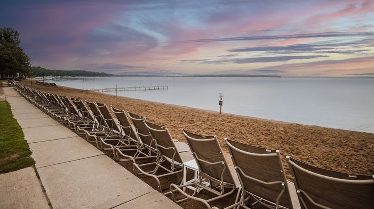Grand View Lodge Beach