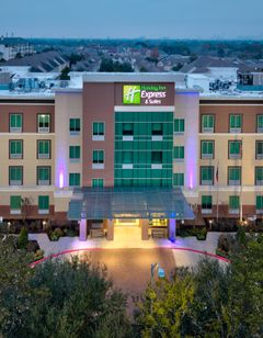 Holiday Inn Express & Suites Houston SW