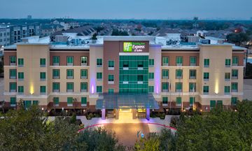 Holiday Inn Express & Suites Houston SW