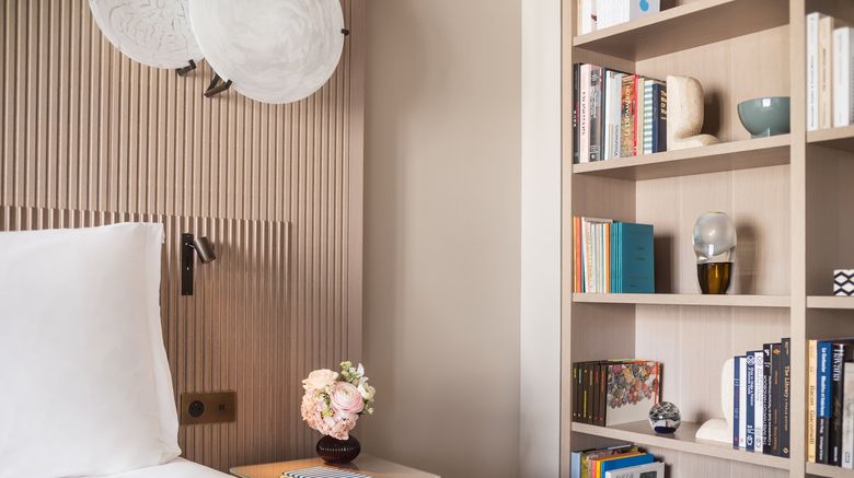 <b>Mandarin Oriental Lutetia, Paris Suite</b>. Images powered by <a href="https://www.leonardoworldwide.com/" title="Leonardo Worldwide" target="_blank">Leonardo</a>.