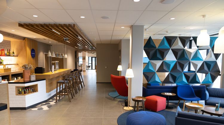 Holiday Inn Express Caen - Epron Exterior
