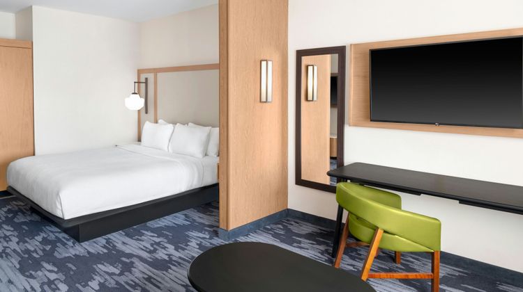Fairfield Inn & Suites Detroit Taylor Room