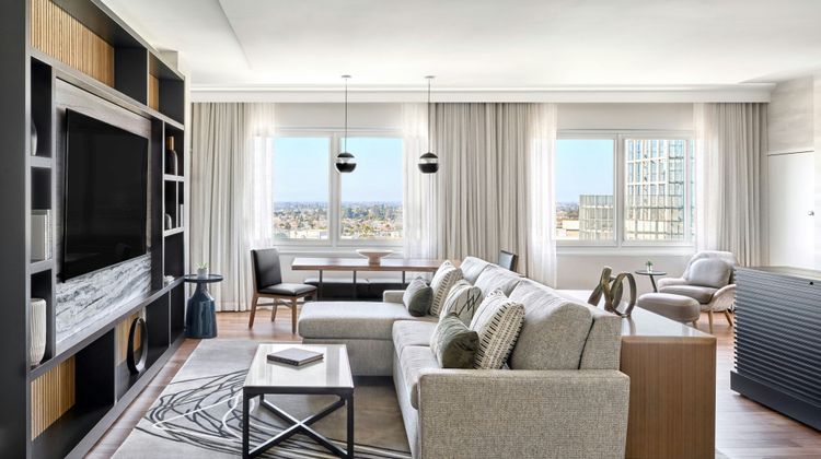 Anaheim Marriott Room