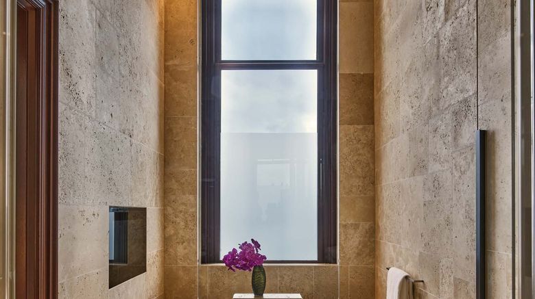 <b>Mandarin Oriental Conservatorium, Amster Suite</b>. Images powered by <a href="https://www.leonardoworldwide.com/" title="Leonardo Worldwide" target="_blank">Leonardo</a>.