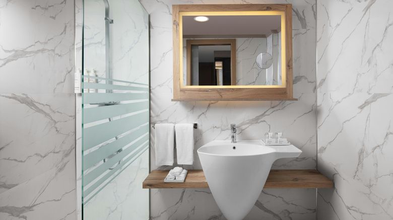<b>Delta Hotels Antalya Lara Room</b>. Images powered by <a href="https://www.leonardoworldwide.com/" title="Leonardo Worldwide" target="_blank">Leonardo</a>.