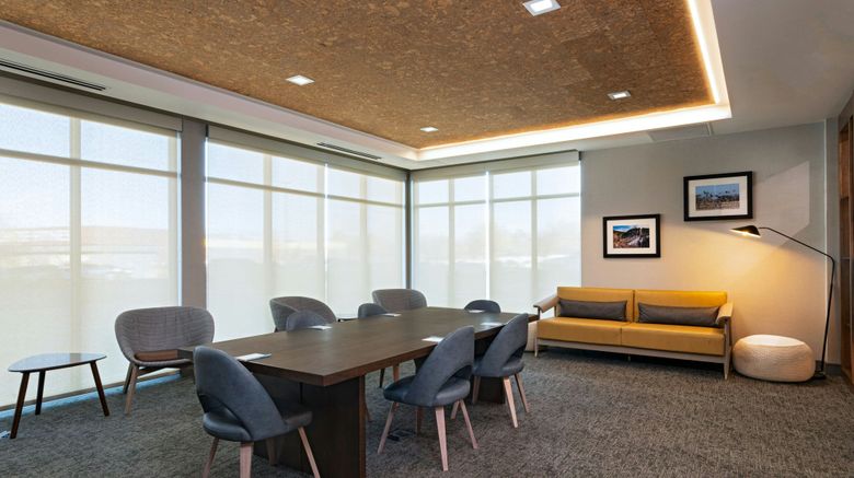 <b>TownePlace Suites by Marriott Meeting</b>. Images powered by <a href="https://www.leonardoworldwide.com/" title="Leonardo Worldwide" target="_blank">Leonardo</a>.