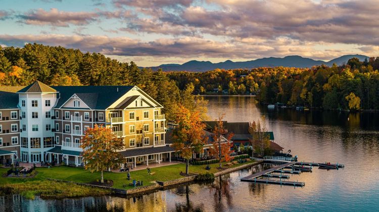 voco Saranac Lake NY Waterfront Exterior