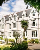 Green House Hotel