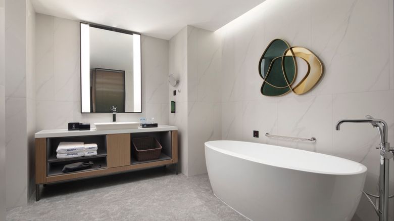 <b>Hampton Inn KWE Nanming Xingye Room</b>. Images powered by <a href="https://www.leonardoworldwide.com/" title="Leonardo Worldwide" target="_blank">Leonardo</a>.