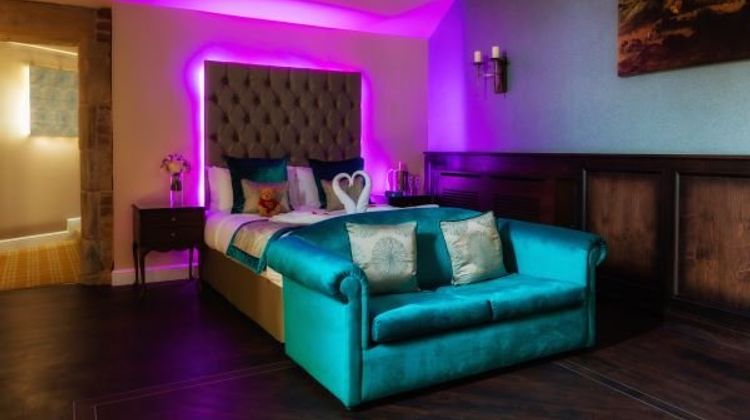Rogerthorpe Manor Hotel Room