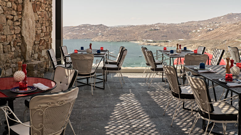 <b>Myconian Avaton Resort Restaurant</b>. Images powered by <a href="https://www.leonardoworldwide.com/" title="Leonardo Worldwide" target="_blank">Leonardo</a>.