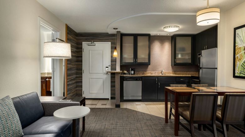 <b>Residence Inn Richmond Chester Room</b>. Images powered by <a href="https://www.leonardoworldwide.com/" title="Leonardo Worldwide" target="_blank">Leonardo</a>.
