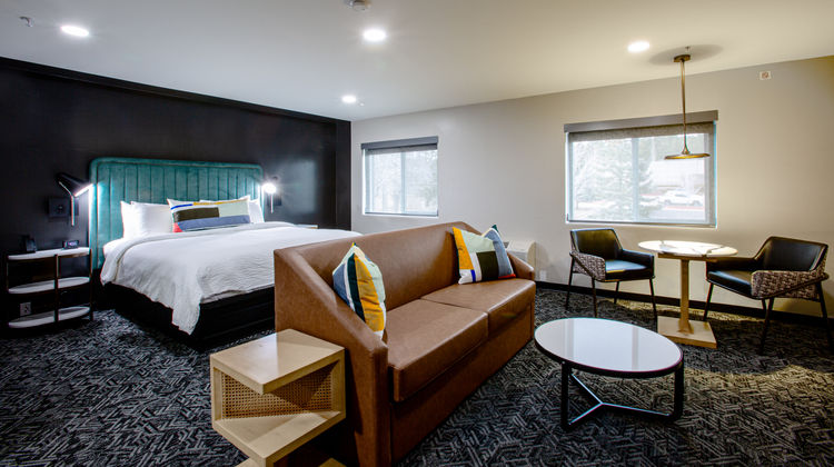 Voco Flagstaff Suite