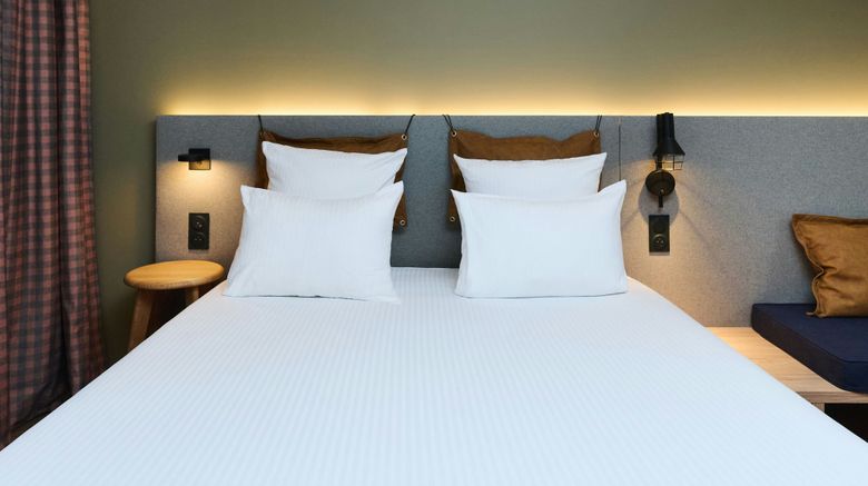 <b>Moxy Annecy Room</b>. Images powered by <a href="https://www.leonardoworldwide.com/" title="Leonardo Worldwide" target="_blank">Leonardo</a>.