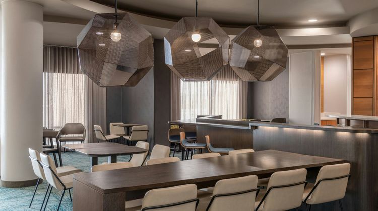 SpringHill Suites by Marriott Detroit Lobby