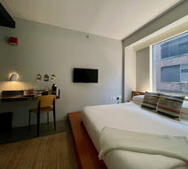 Hotel Alameda Room