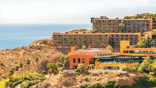 Hotel Salobrena Suites