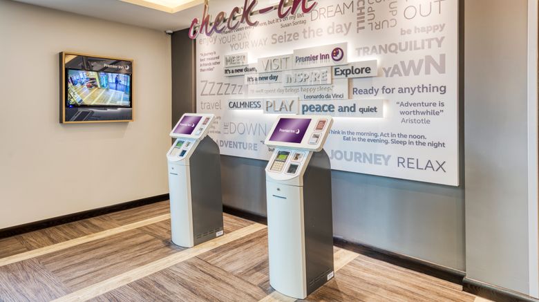 <b>Premier Inn Banbury Town Centre Lobby</b>. Images powered by <a href="https://www.leonardoworldwide.com/" title="Leonardo Worldwide" target="_blank">Leonardo</a>.