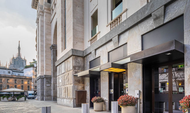IH Hotels Milano Ambasciatori Exterior
