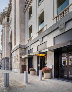 IH Hotels Milano Ambasciatori