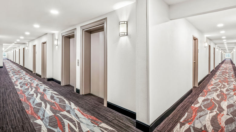 <b>HomeTowne Studios Southfield Lobby</b>. Images powered by <a href="https://www.leonardoworldwide.com/" title="Leonardo Worldwide" target="_blank">Leonardo</a>.