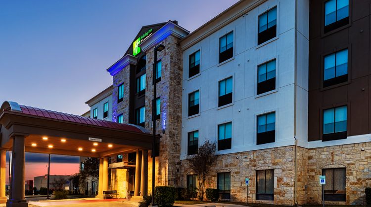 Holiday Inn Express & Suites Del Rio Exterior