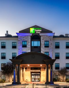 Holiday Inn Express & Suites Del Rio