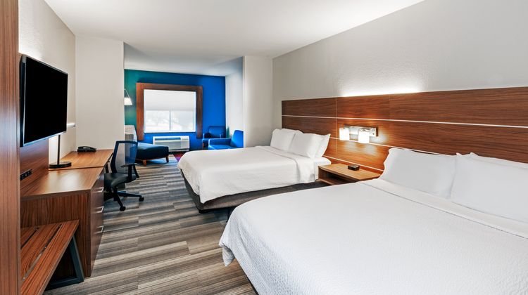 Holiday Inn Express & Suites Del Rio Suite