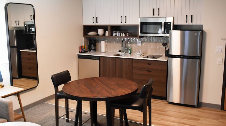 <b>Staybridge Suites Room</b>. Images powered by <a href="https://www.leonardoworldwide.com/" title="Leonardo Worldwide" target="_blank">Leonardo</a>.