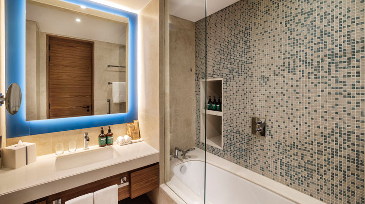Th8 Palm Dubai Beach Resort-Vignette Col Room