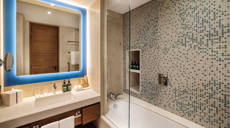 <b>Th8 Palm Dubai Beach Resort-Vignette Col Room</b>. Images powered by <a href="https://www.leonardoworldwide.com/" title="Leonardo Worldwide" target="_blank">Leonardo</a>.