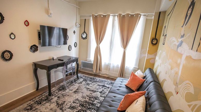 <b>Hotel Des Arts Room</b>. Images powered by <a href="https://www.leonardoworldwide.com/" title="Leonardo Worldwide" target="_blank">Leonardo</a>.